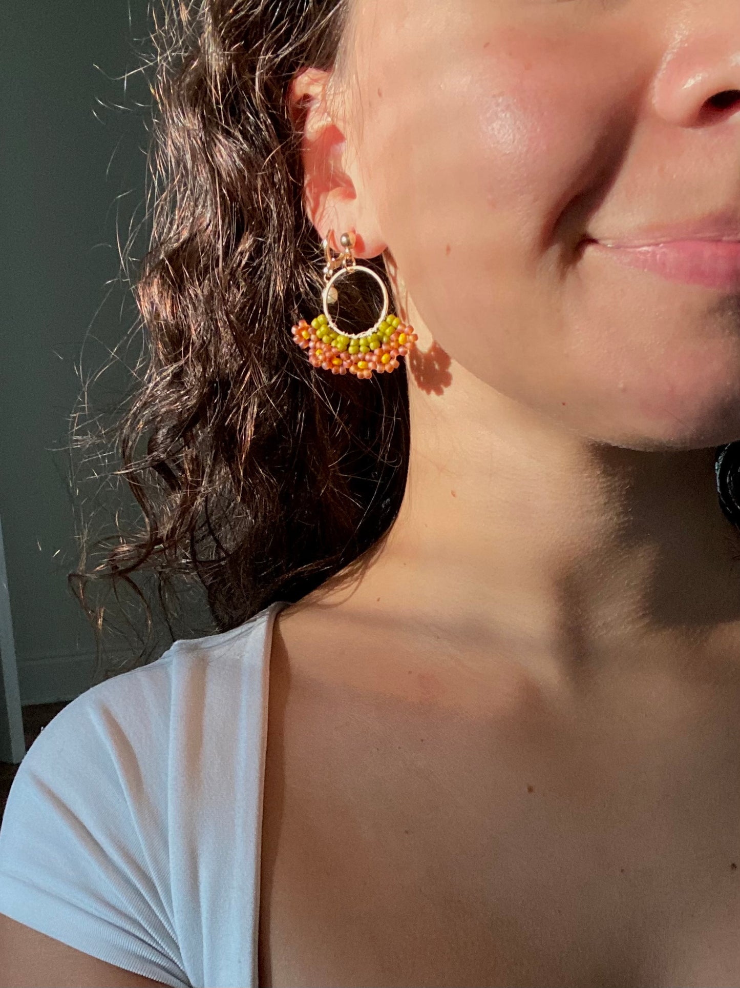 Frida in olive green and rust