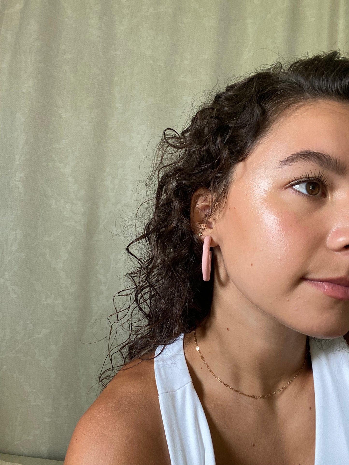 Selena in Speckled Pale Pink