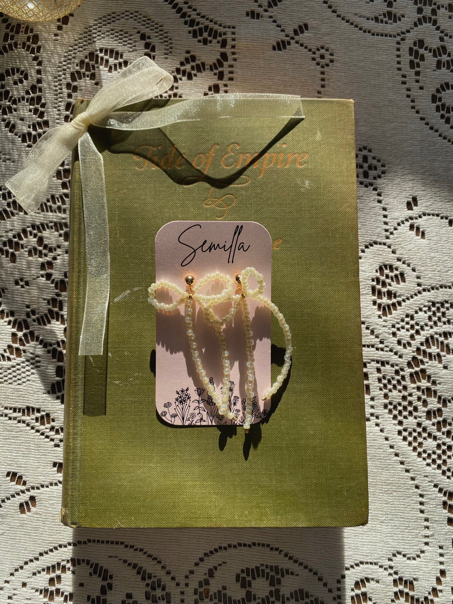 Clara Dangles in White