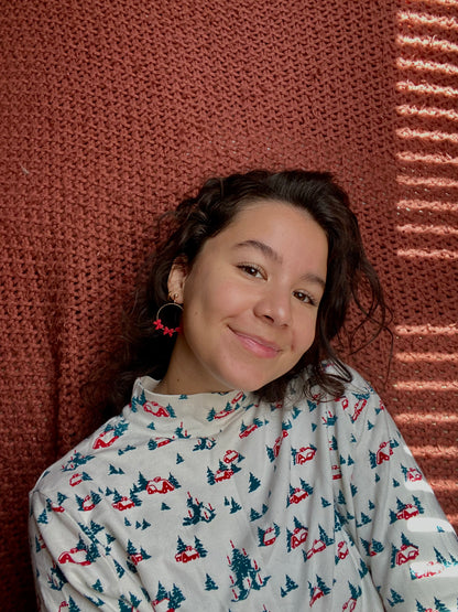 Thalía in Red Ribbon