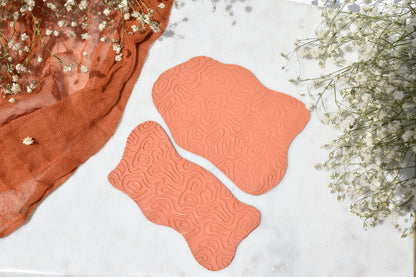 Puddle Plate Set in Terracotta Topo